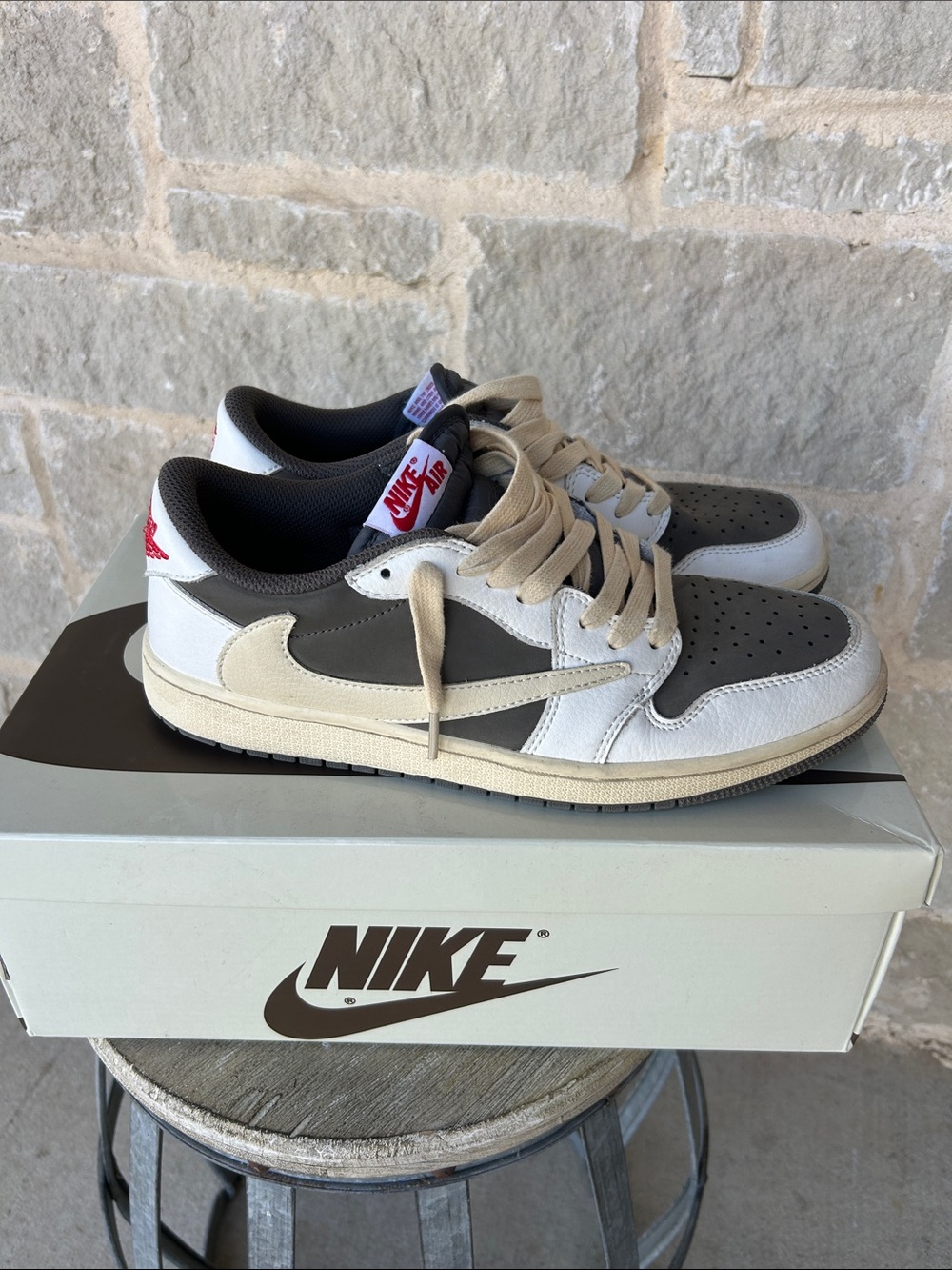 Nike Air Jordan 1 Low - Travis Scott Edition
